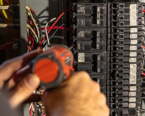 Replacing residential breaker panel in a home service call in the Raleigh–Durham–Chapel Hill area